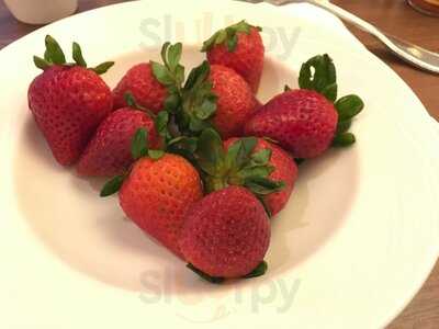 Den Drink Eat Network