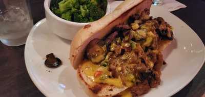 Creekers Bar And Grill