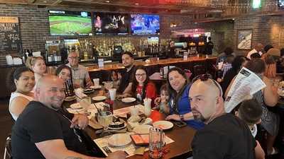 Creekers Bar And Grill