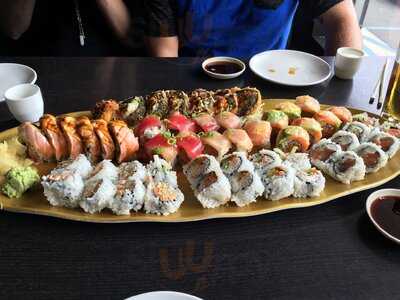 Zen 5 Sushi Rolls & Reggae