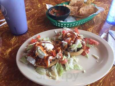 Taqueria Los Compadres