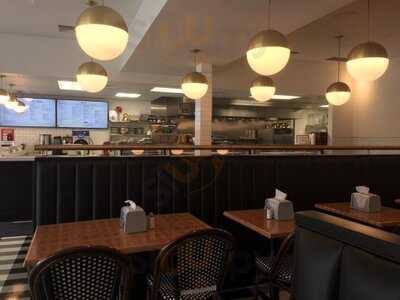 Swartz's Delicatessen & Bagels