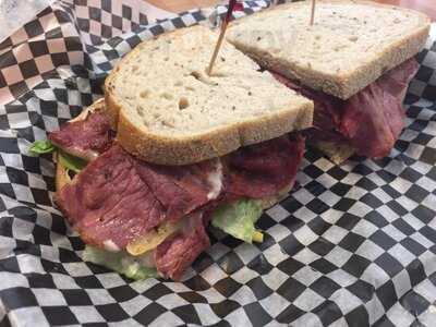 Swartz's Delicatessen & Bagels