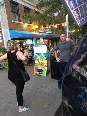 The Island Frozen Yogurt