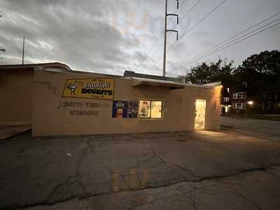 Cherry Street Daylight Donuts