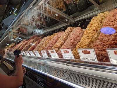 The Riehl Deli And Cheese Shop