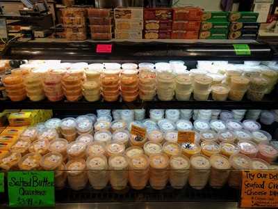 The Riehl Deli And Cheese Shop