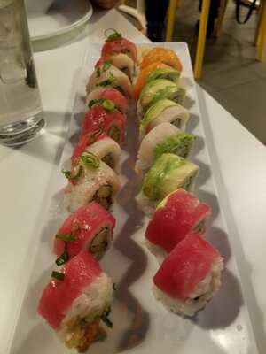 Yellowfish Sushi