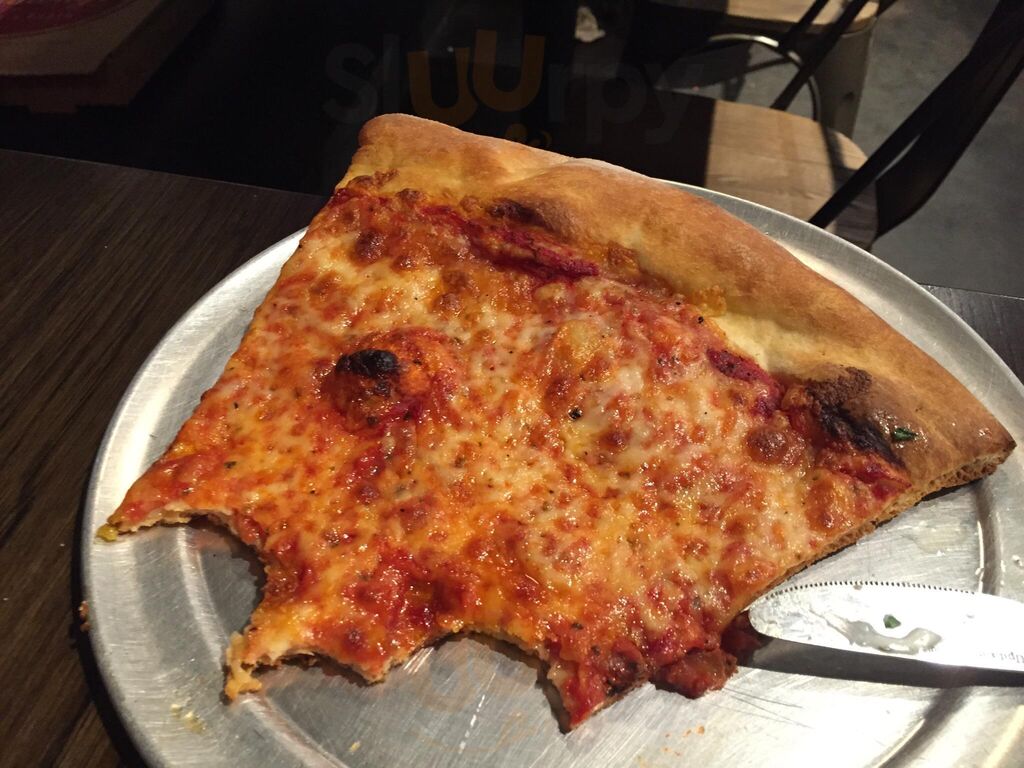 Anthony's Pizza & Pasta