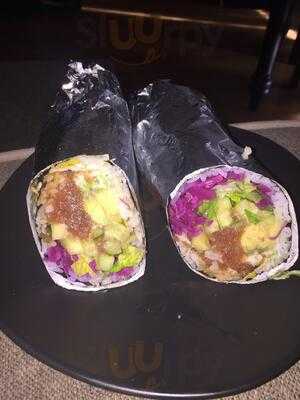 Komotodo Sushi Burrito