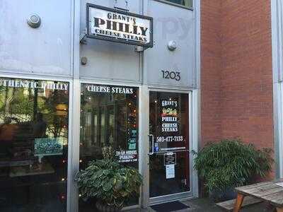 Grant's Philly Cheasesteak