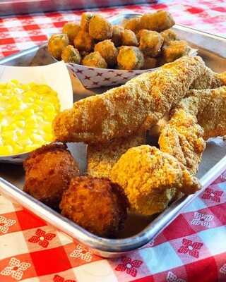 Grady's Bbq - San Antonio, Tx