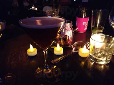 Pig & Whistle On 3rd