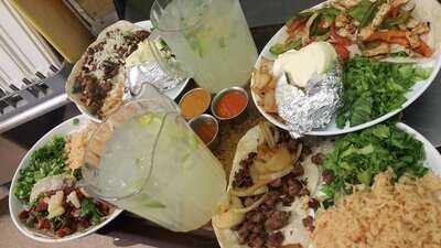 Taquizas Los Pistoleros