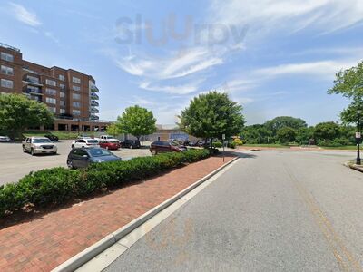 Island Bistro Bar & Grill