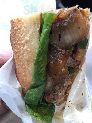 Un Bien - Seaview Ave. Nw