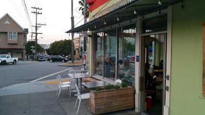 Precita Park Cafe And Grill