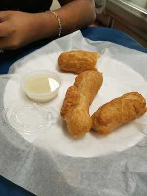 Canton Bakery Pizza Wings And Subs