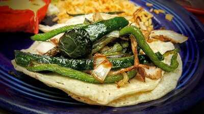 Tres Amigos Restaurant & Cantina