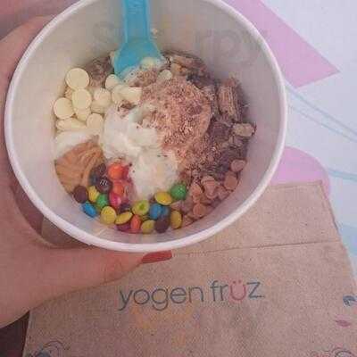 Yogen Fruz