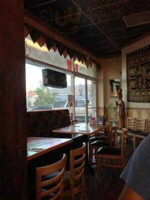 King & I At The Lakes