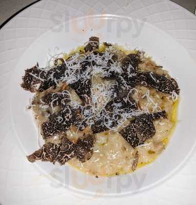 La Grotta Ristorante Italiano