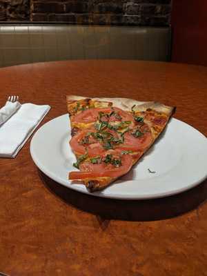 Racanelli's New York Pizzaria