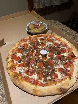 Racanelli's New York Pizzaria