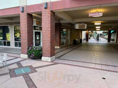 Which Wich Superior Sandwiches