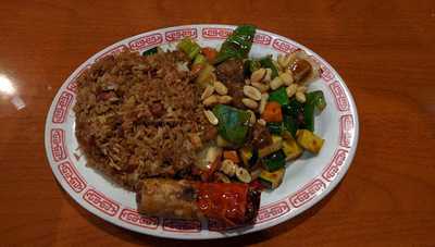 Ming Palace Restaurant And Bar