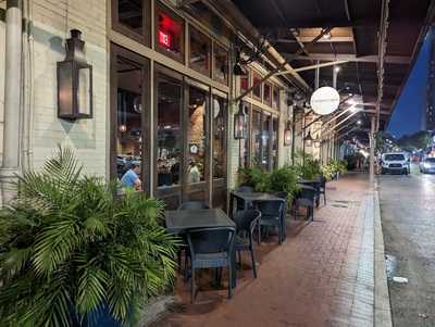 Lafayette Pub & Bistro