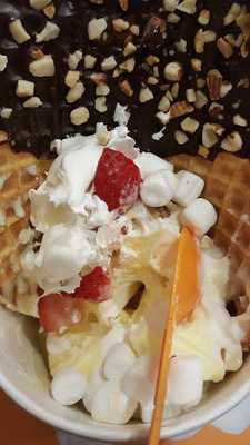 Menchie's Frozen Yogurt