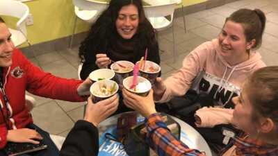 Menchie's Frozen Yogurt