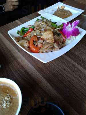 Thai Thai Noodle
