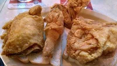 Friendly's Sports Bar