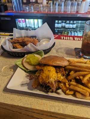 Friendly's Sports Bar