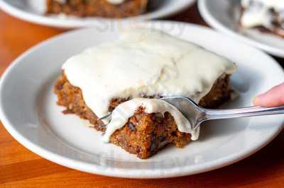 Fraise Frozen Yogurt & Smoothies