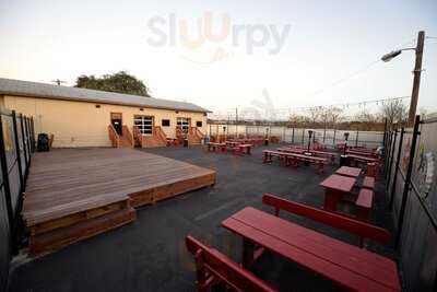 Whiskey Tree Bar & Grill