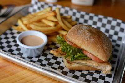 Whiskey Tree Bar & Grill