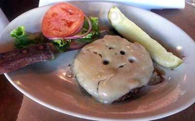 Cellars Bar And Grill