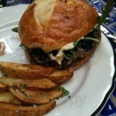 St John's Bar & Eatery