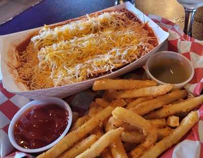 Fanatics Sports Bar & Grill