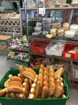 Vinh Xuong Bakery 2