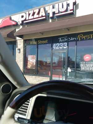 Pizza Hut