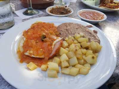 Paloma Blanca Mexican Cuisine