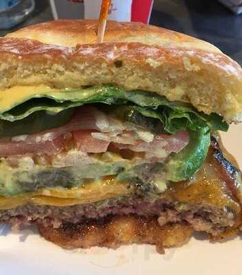 Teddy's Bigger Burgers