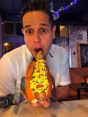 The Big Stick Restaurant & Sports Bar