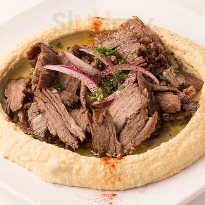 M & M Oriental Restaurant