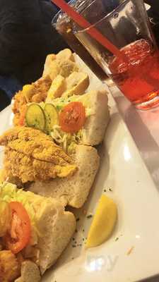 La Smokehouse Earhart Delicatessen