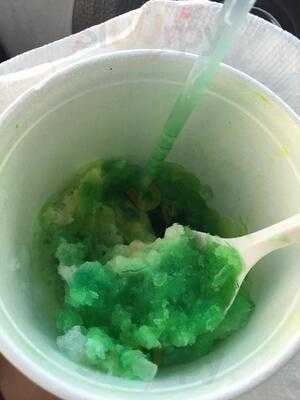 Red Rooster Snowball Stand